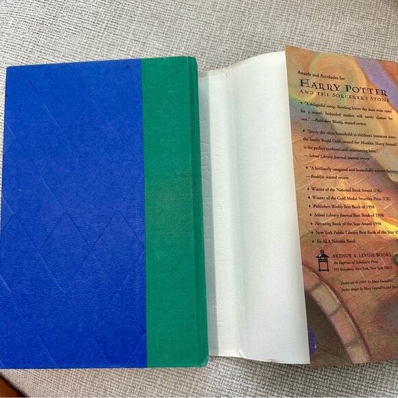 Harry Potter and the Chamber of Secrets First American Edition 1999 Hardcover - Picture 6 of 9